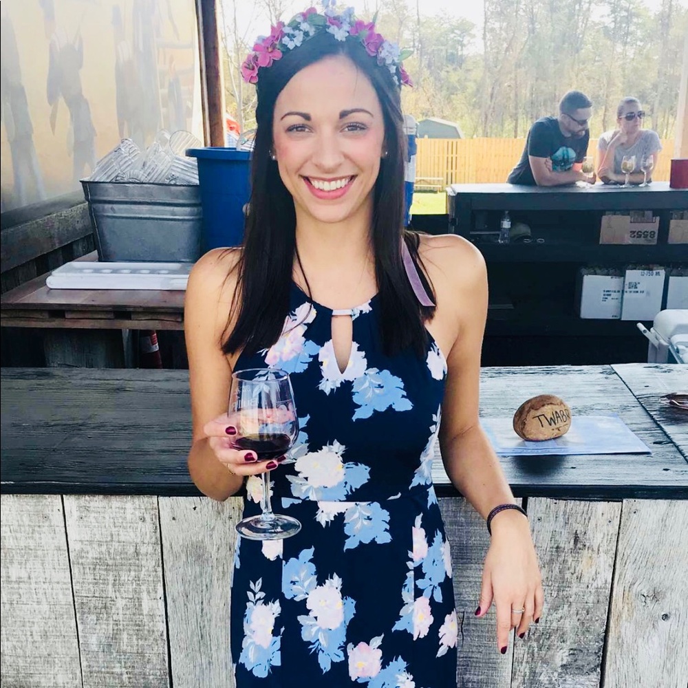 Meet your Posher, Nicole